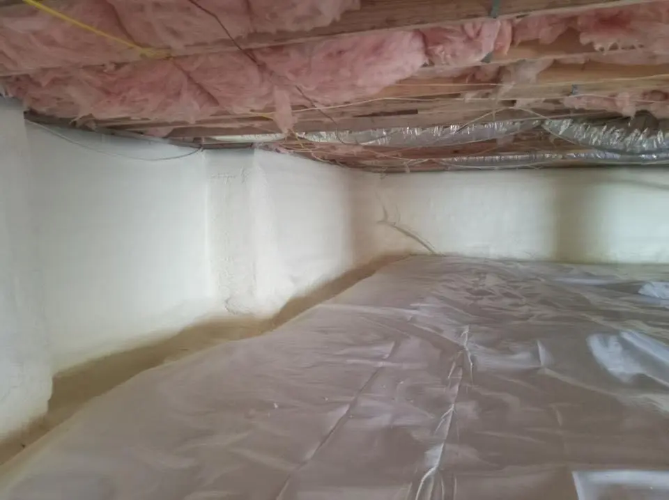 Crawl space encapsulation with closed-cell spray foam for Roof Waterproofing in San Lorenzo